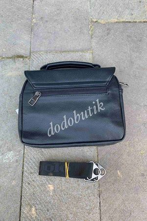 Siyah Deri Postacı Çantası 5009