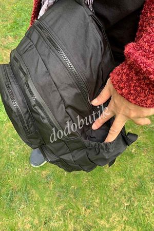 Suya Dayanıklı Siyah Sırt Çantası - 8813