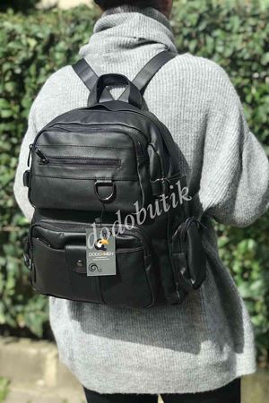 Yıkanmış Deri Siyah Sırt Çantası M-501